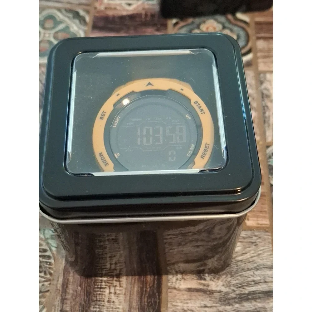 NIB Findtime Mens Sport Watch. Fitness Tracking,stopwatch,alarm,42mm,yellowband.